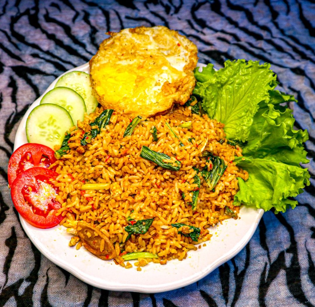 Nasi Goreng & Batagor 'Ahouy': Rasa yang Bikin Ngiler di Jeruklegi